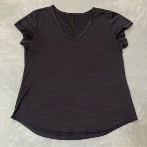 90 Degree womens size large L short sleeve grey and black athletic top